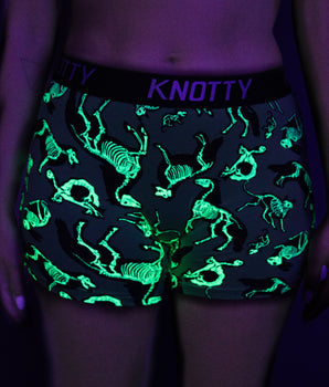 AiraModal™ Vet Cemetery Glowing Boxer